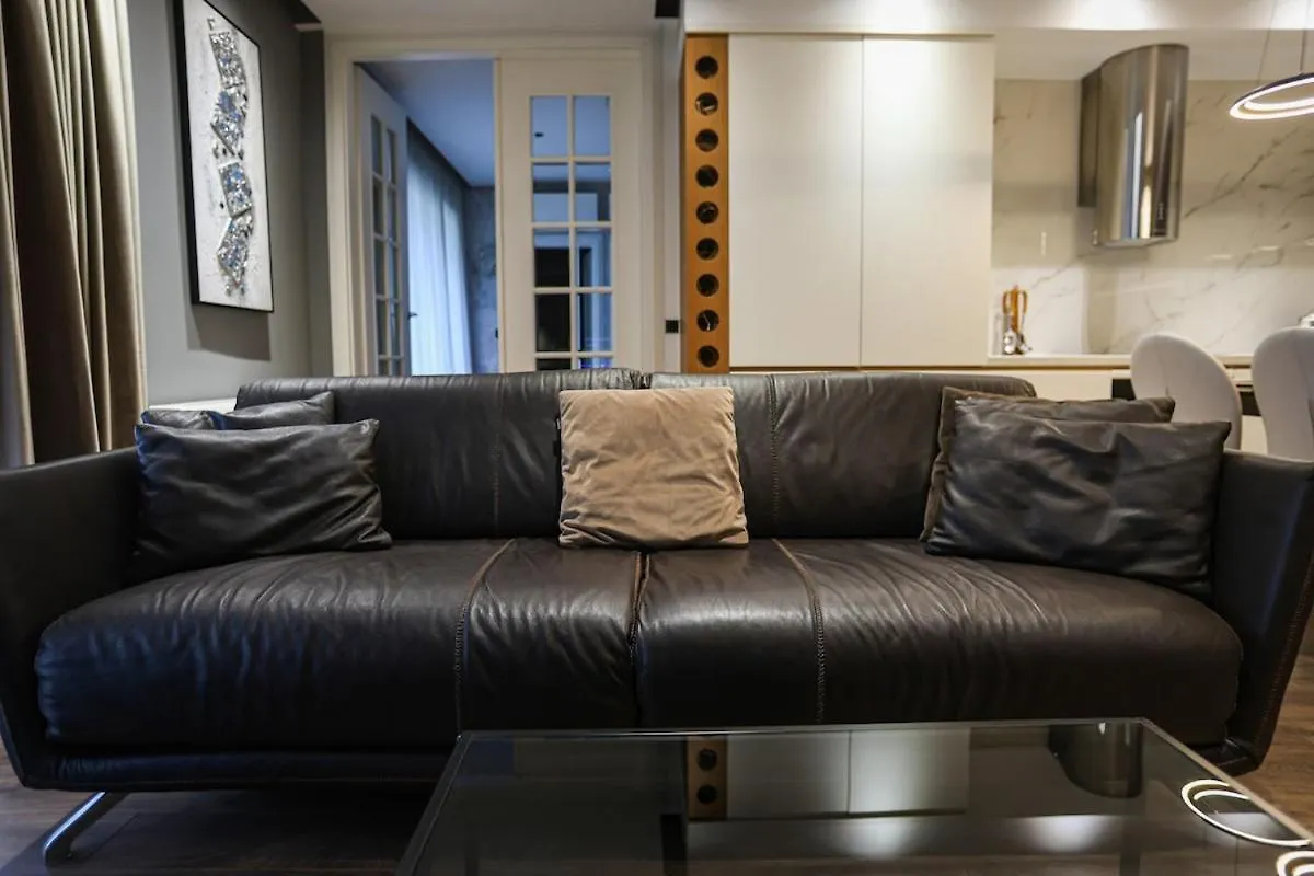Miku Apartment-Luxurious 2Bd Private Parking ティラナ アパート