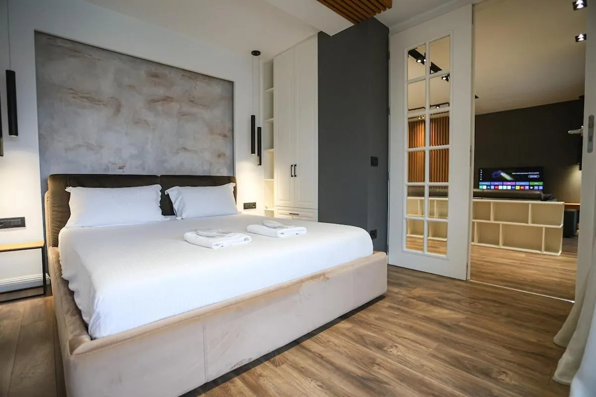 Miku Apartment-Luxurious 2Bd Private Parking ティラナ アパート