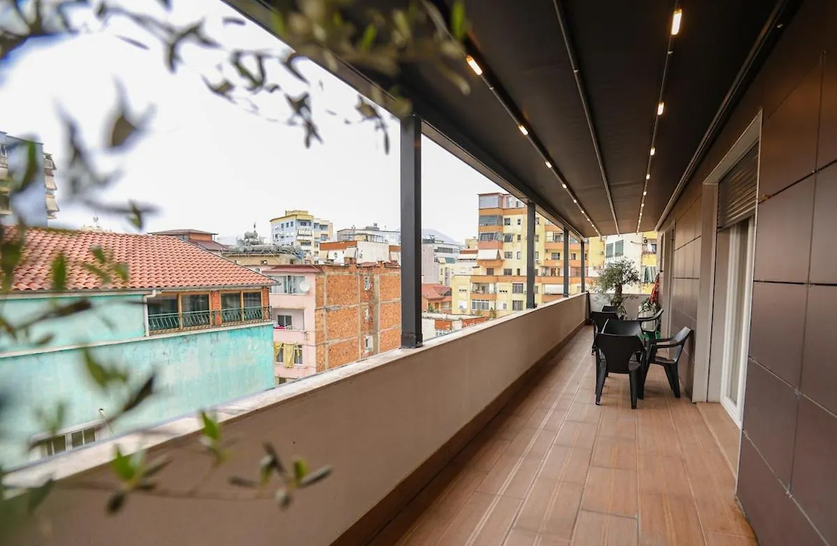 Miku Apartment-Luxurious 2Bd Private Parking ティラナ アパート