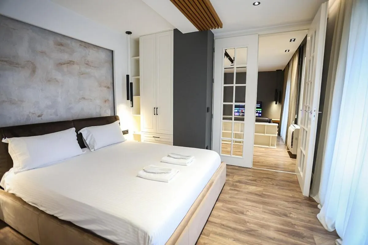 Miku Apartment-Luxurious 2Bd Private Parking ティラナ
